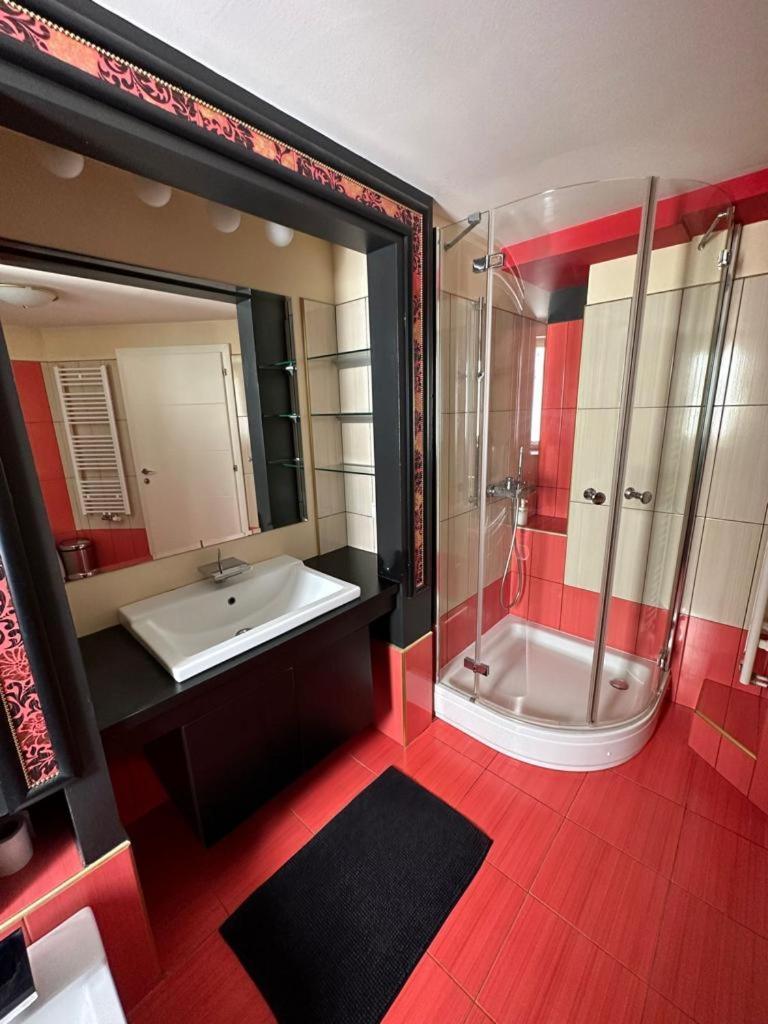 Jacuzzi Apartment - Center זאגרב מראה חיצוני תמונה