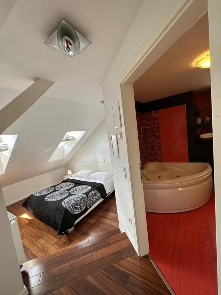 Jacuzzi Apartment - Center זאגרב מראה חיצוני תמונה